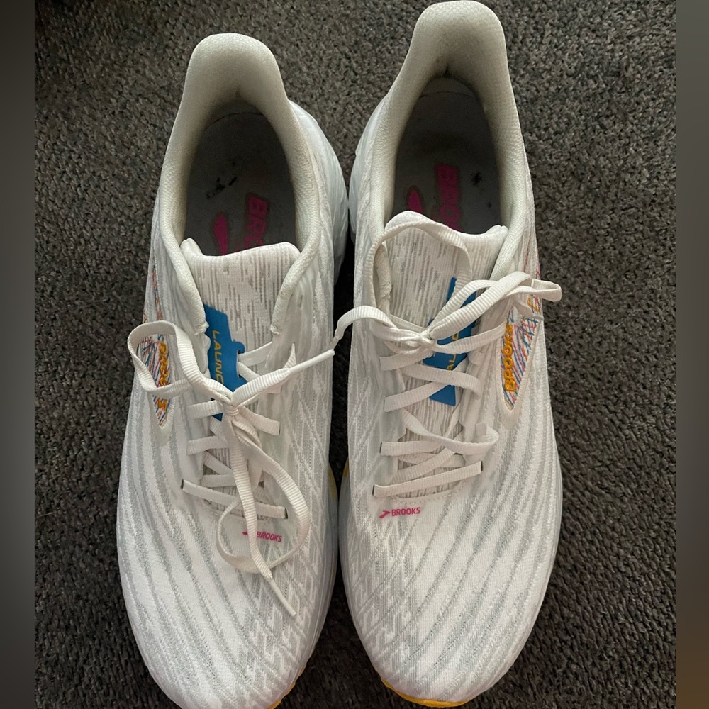 Brooks White Running Launch 11 Sneakers with Blue and Pink Accents